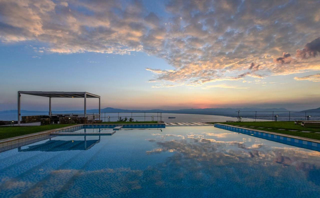 Landmark - Ορόσημο แวร์กา กาลามาตา ภายนอก รูปภาพ